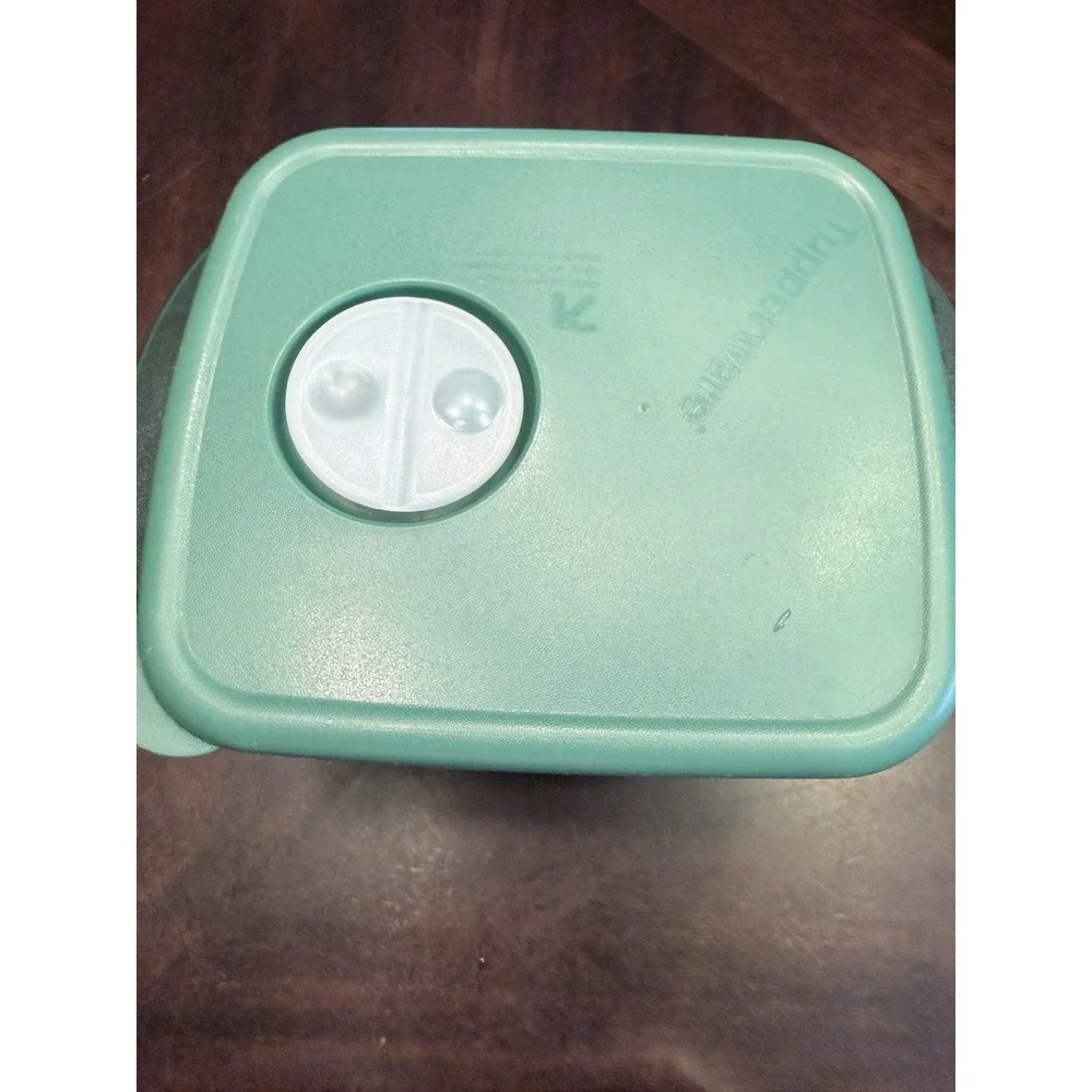 Tupperware Rock N Serve Set of 4 with lids